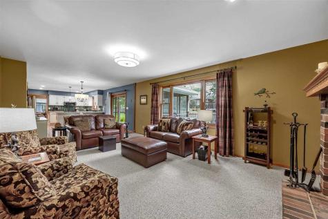 1303 Chamberlain Drive Iowa City IA 52240