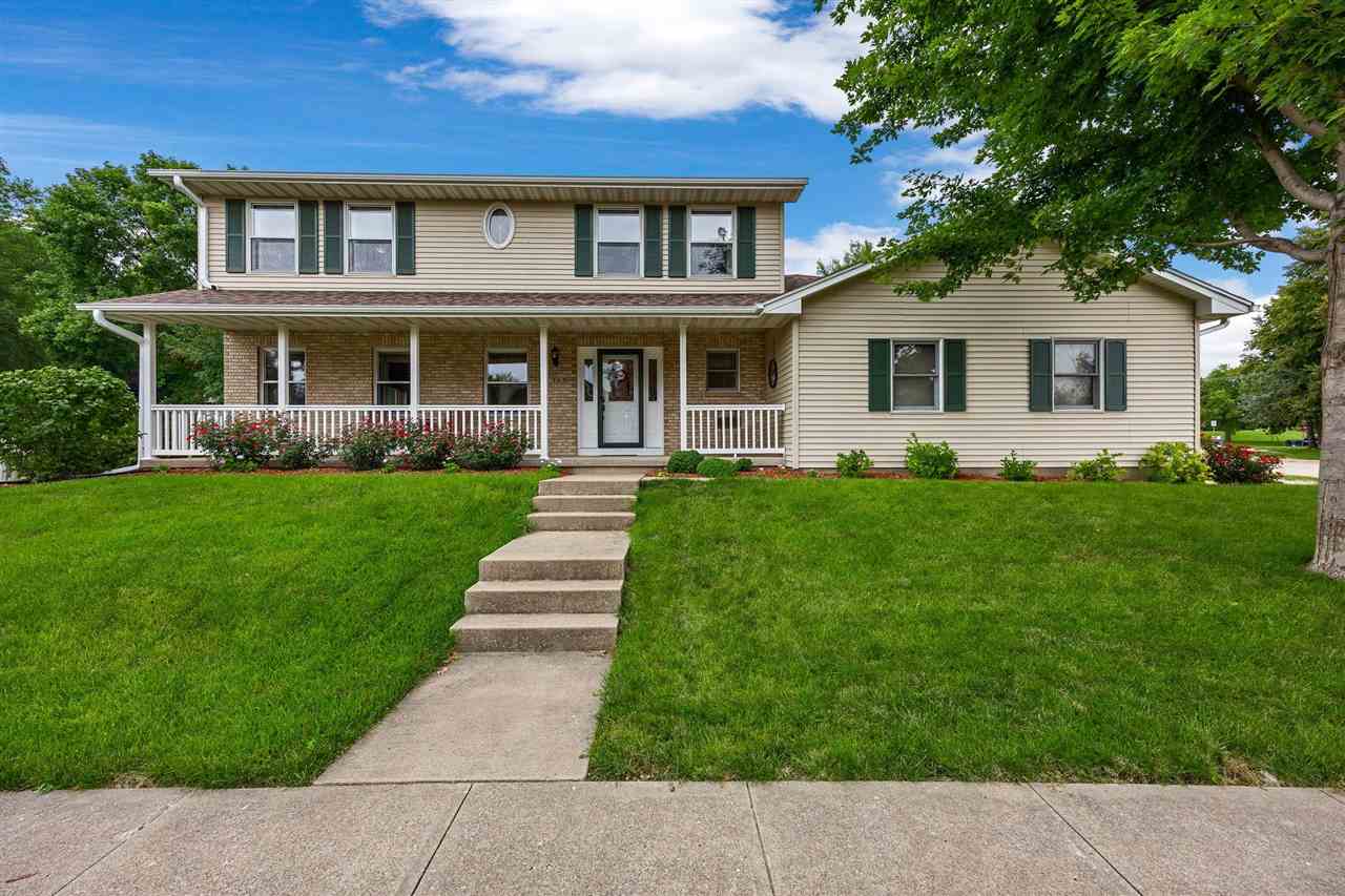 1303 Chamberlain Drive Iowa City IA 52240