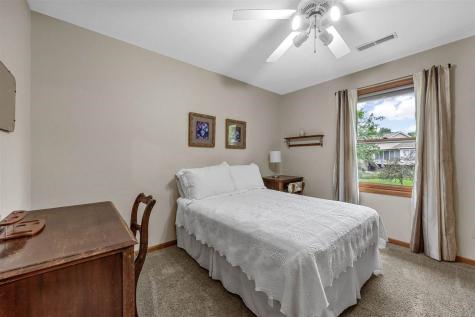 1303 Chamberlain Drive Iowa City IA 52240