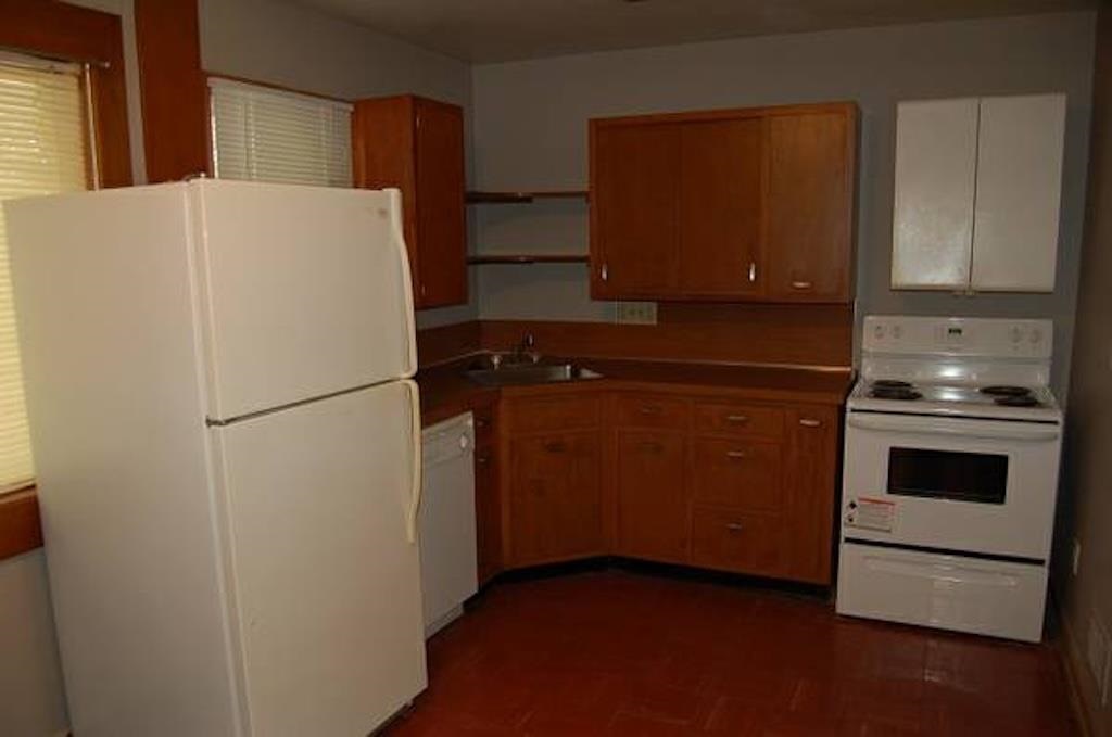 121 S Governor Street Iowa City IA 52240