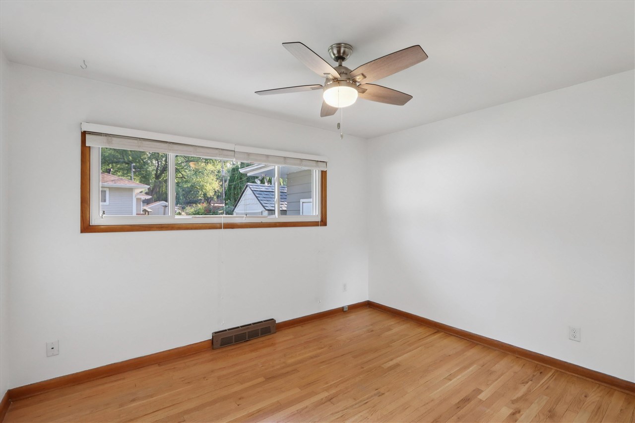 1402 Laurel Street Iowa City IA 52240