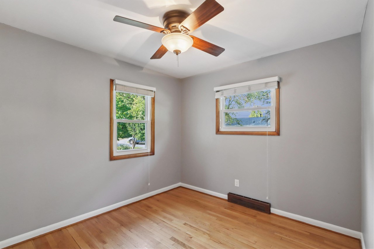 1402 Laurel Street Iowa City IA 52240