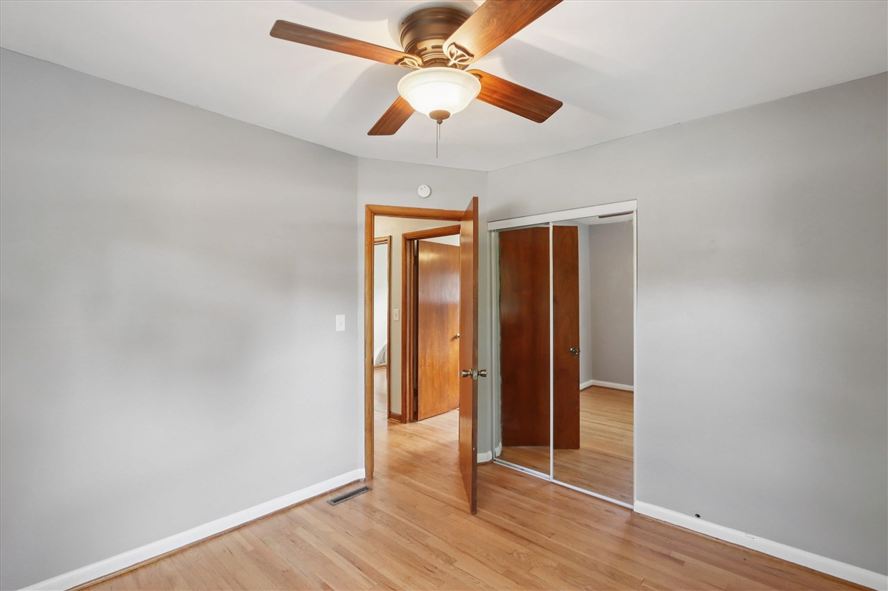 1402 Laurel Street Iowa City IA 52240