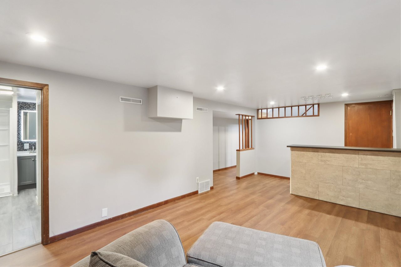 1402 Laurel Street Iowa City IA 52240