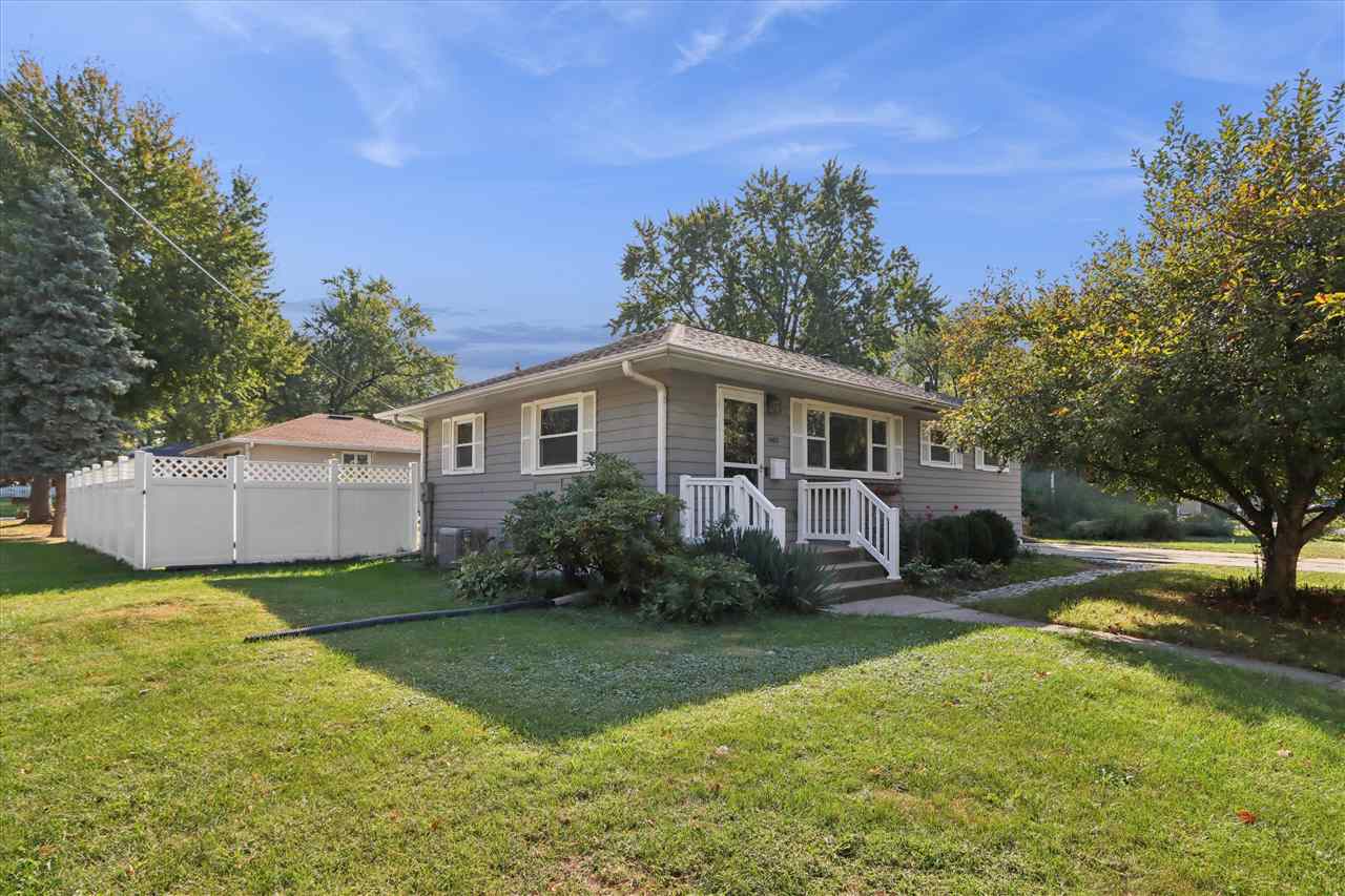 1402 Laurel Street Iowa City IA 52240