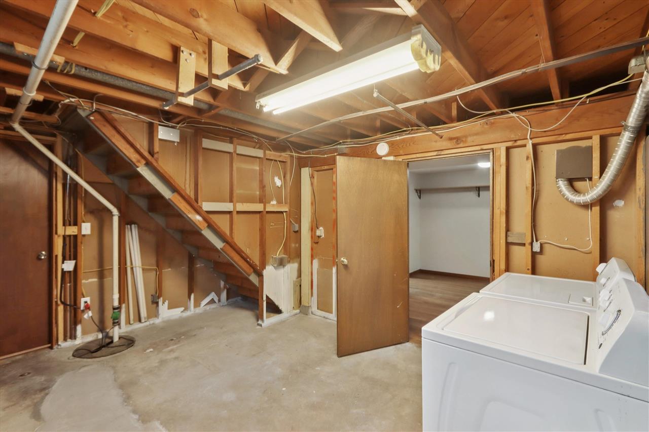 1402 Laurel Street Iowa City IA 52240