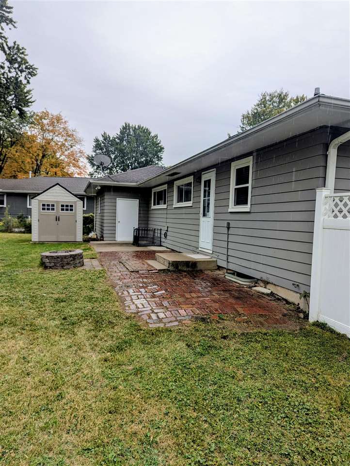 1402 Laurel Street Iowa City IA 52240