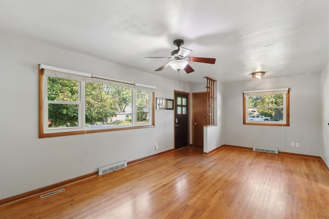 1402 Laurel Street Iowa City IA 52240