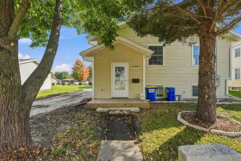 514 S 9th Avenue Washington IA 52353