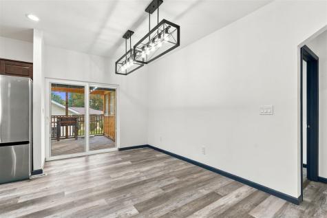 514 S 9th Avenue Washington IA 52353