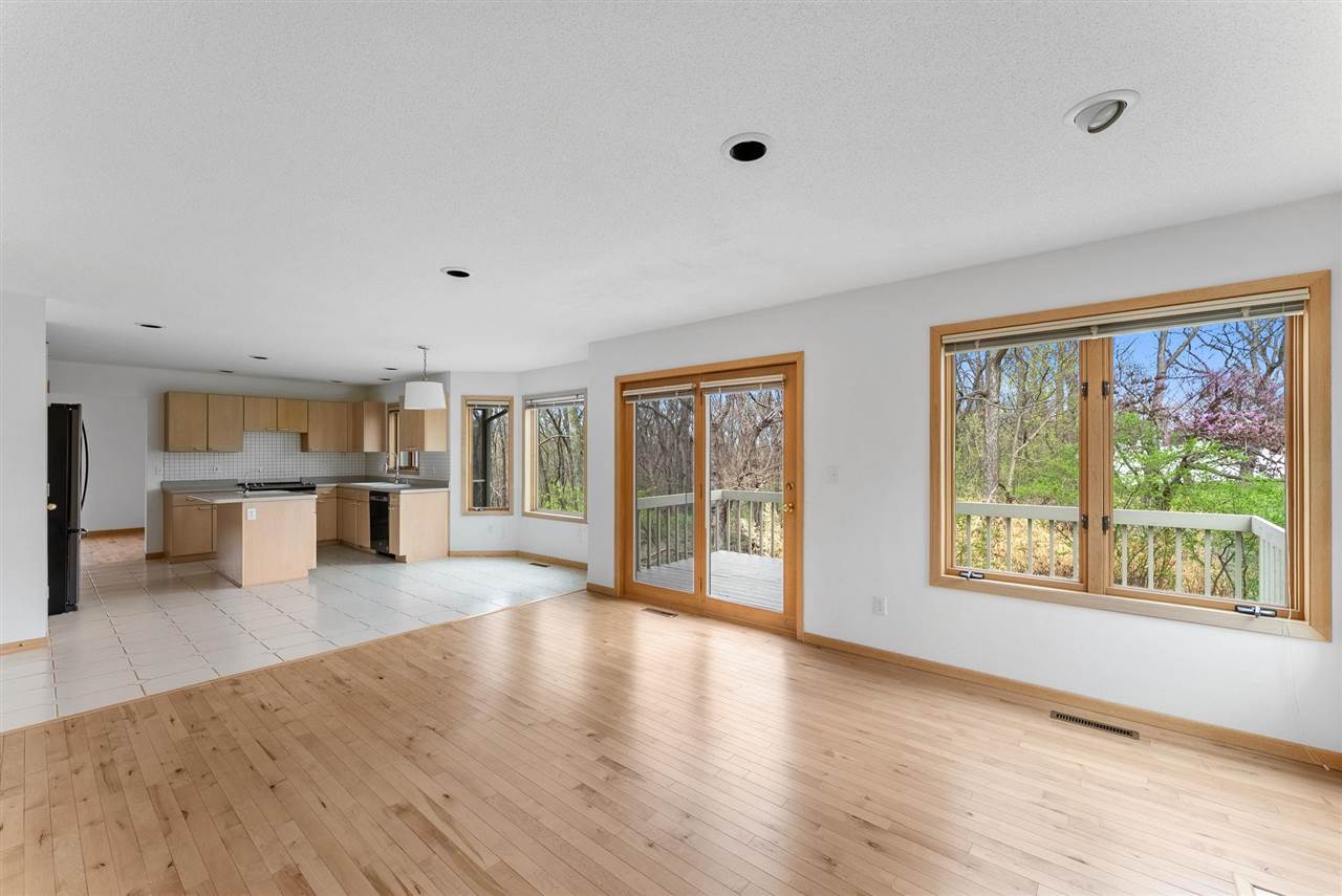 24 Samuel Drive Iowa City IA 52245