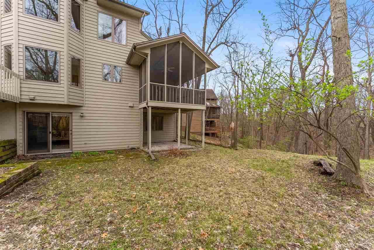 24 Samuel Drive Iowa City IA 52245