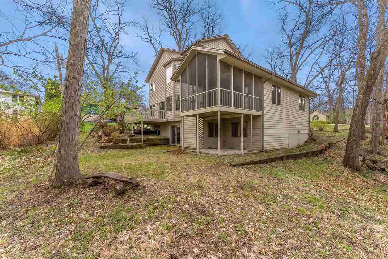 24 Samuel Drive Iowa City IA 52245