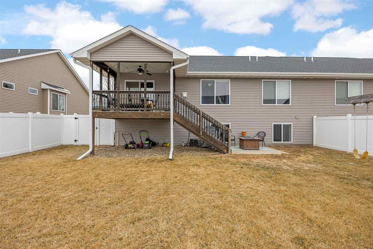 1241 Twin Leaf Tiffin IA 52340