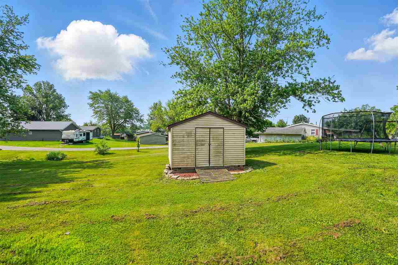 615 Lincoln Street Ainsworth IA 52201