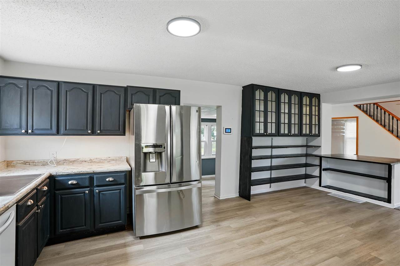 615 Lincoln Street Ainsworth IA 52201