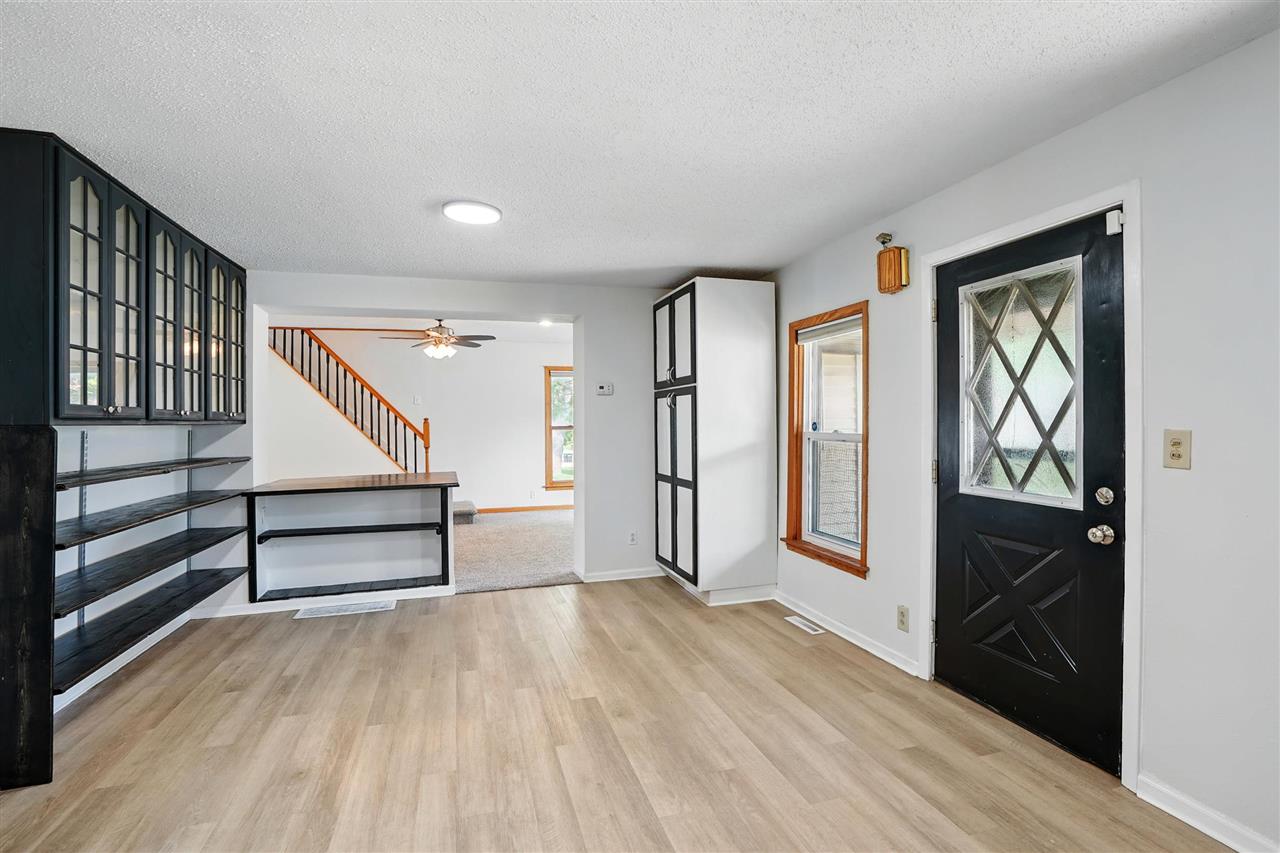 615 Lincoln Street Ainsworth IA 52201