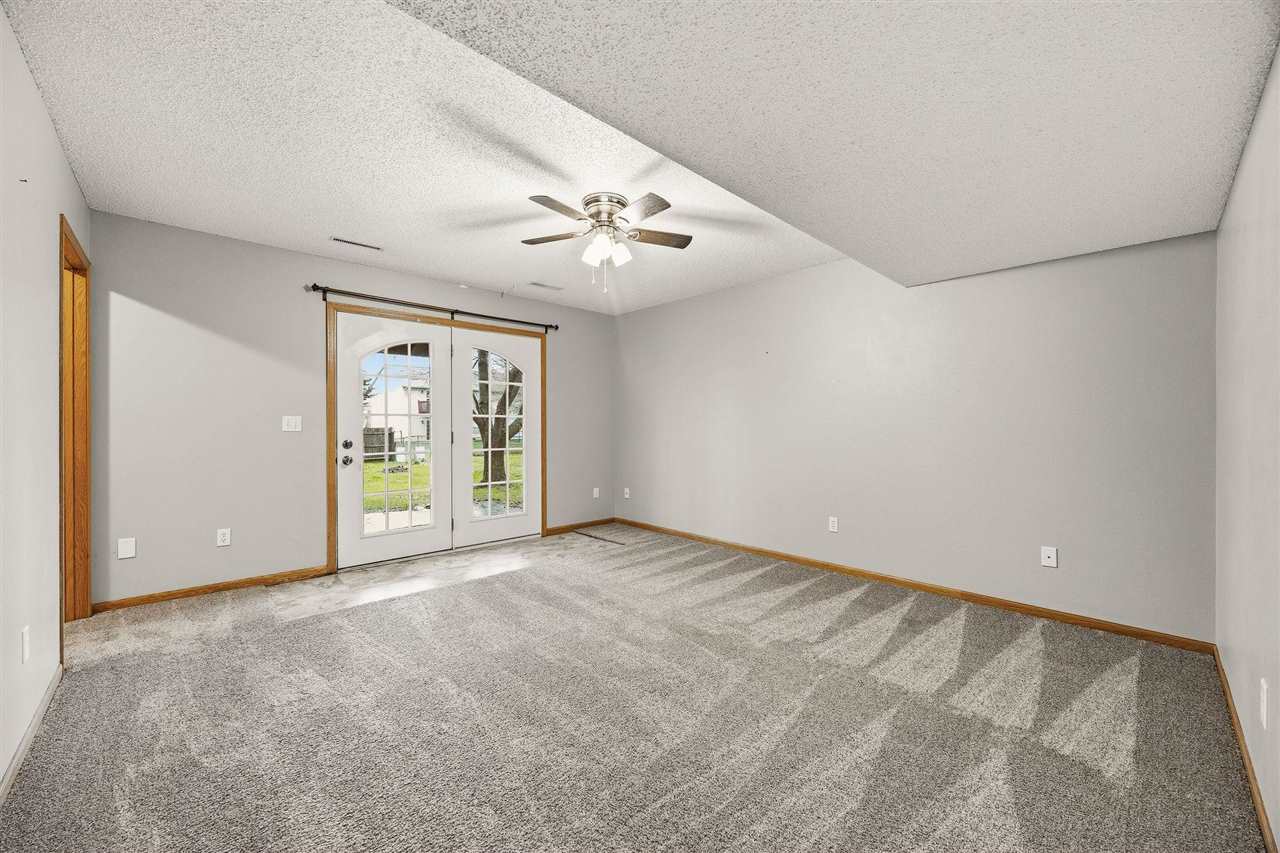 660 Molly Drive North Liberty IA 52317