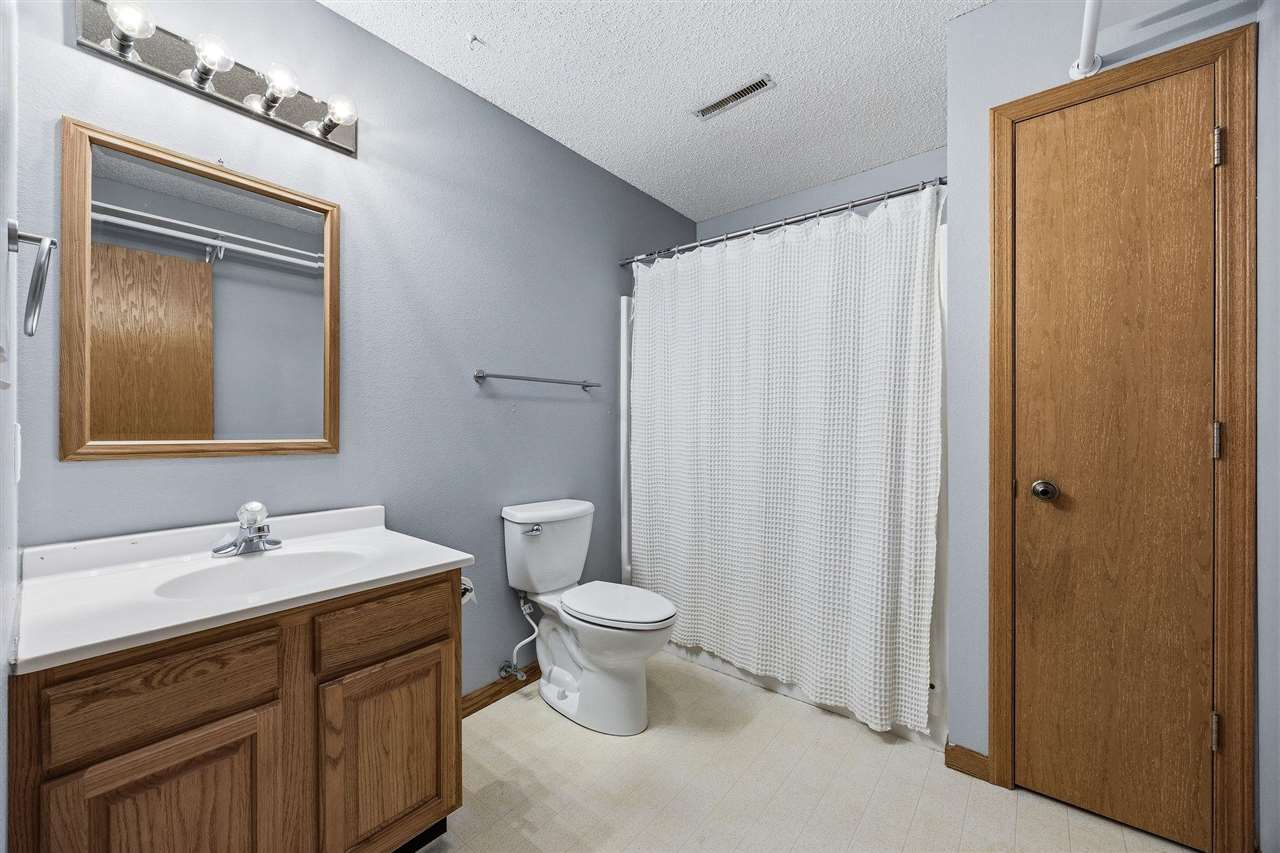 660 Molly Drive North Liberty IA 52317