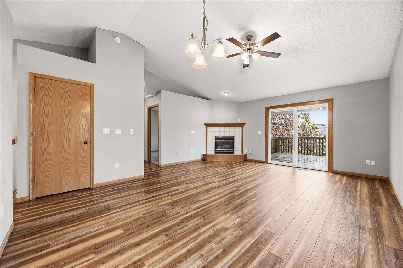 660 Molly Drive North Liberty IA 52317