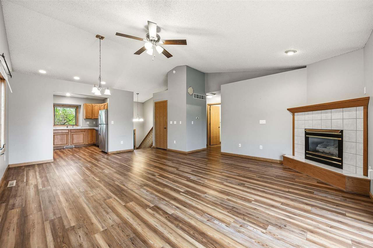 660 Molly Drive North Liberty IA 52317