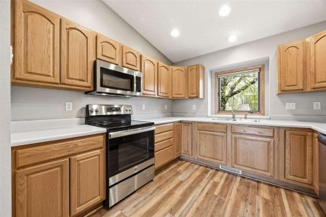660 Molly Drive North Liberty IA 52317