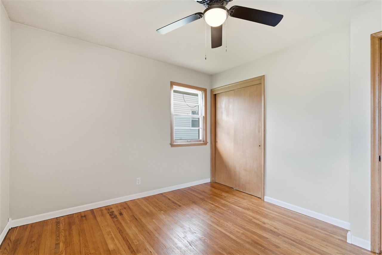 2058 NE 42nd Street Cedar Rapids IA 52402