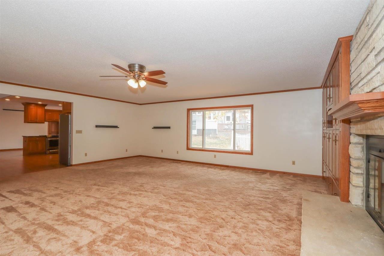 201 N Chestnut Winfield IA 52659