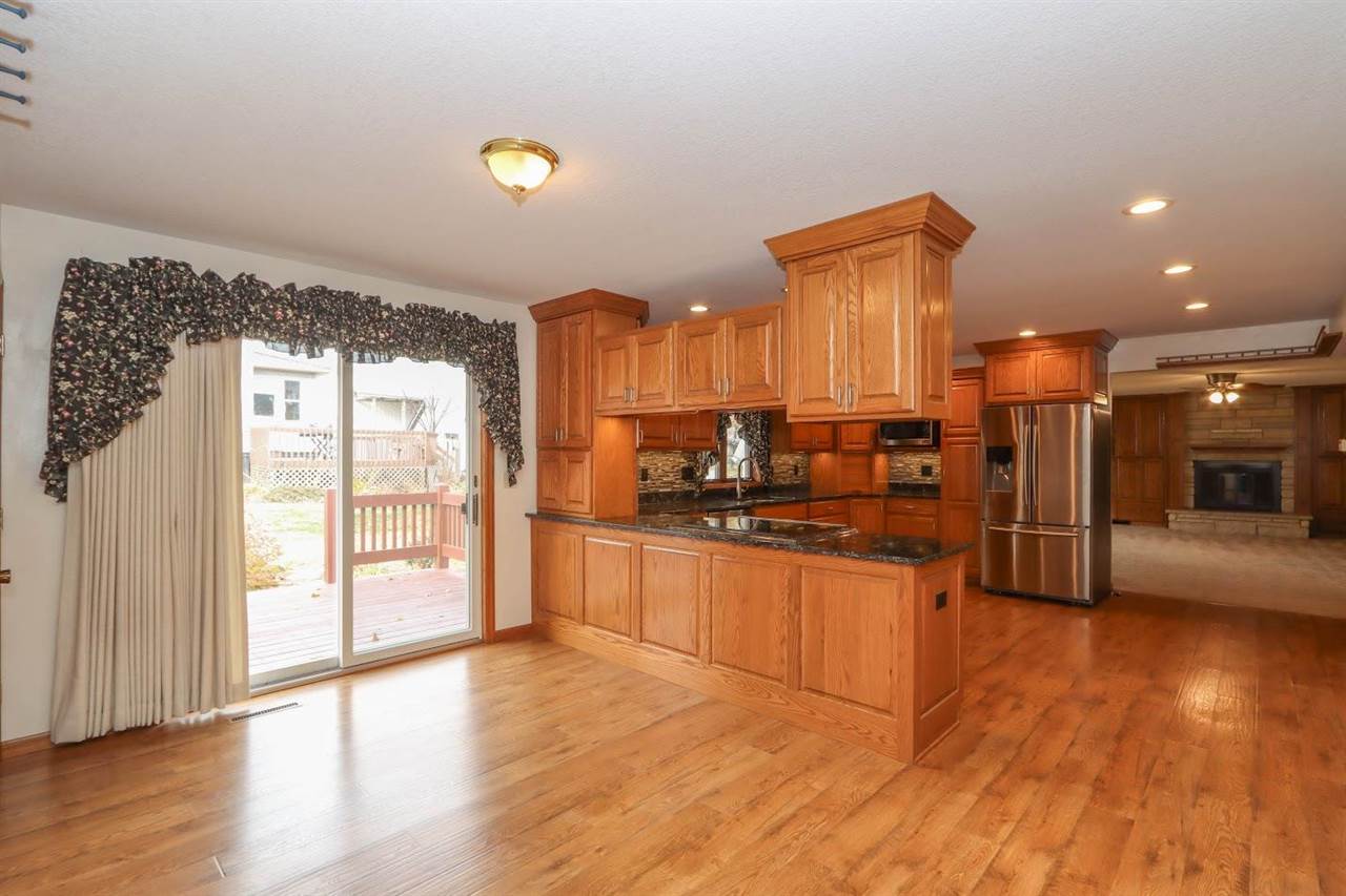 201 N Chestnut Winfield IA 52659