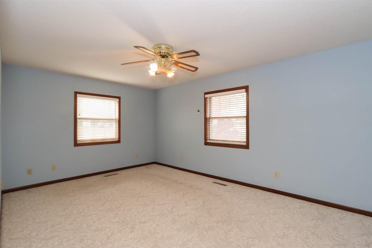 201 N Chestnut Winfield IA 52659