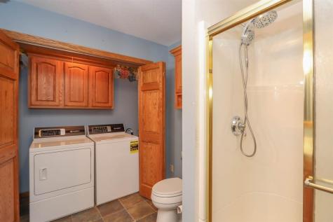 201 N Chestnut Winfield IA 52659