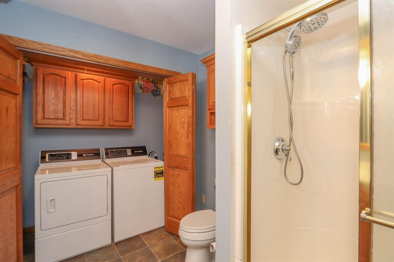 201 N Chestnut Winfield IA 52659