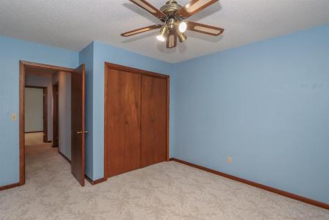201 N Chestnut Winfield IA 52659