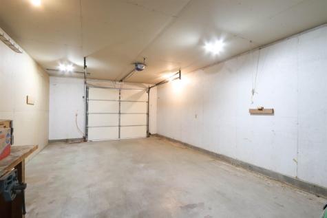 201 N Chestnut Winfield IA 52659