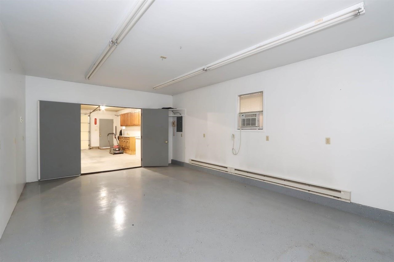 201 N Chestnut Winfield IA 52659