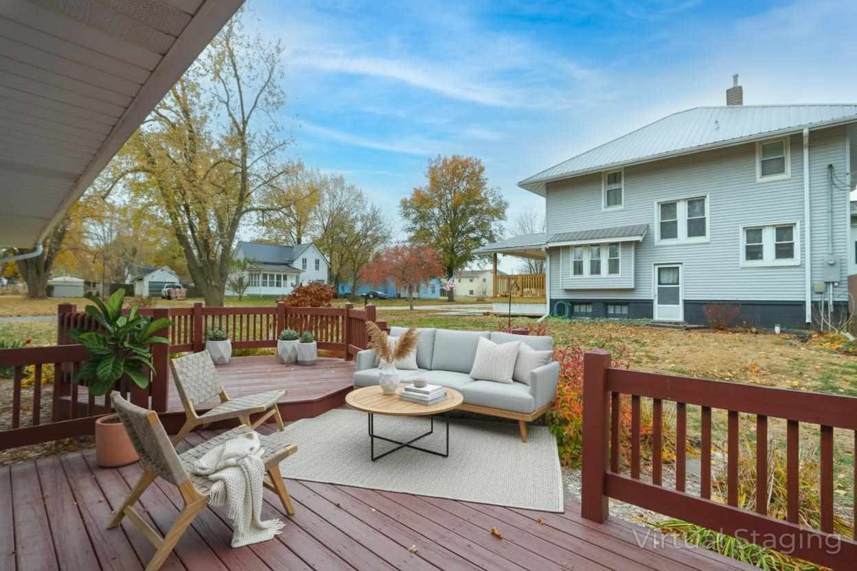 201 N Chestnut Winfield IA 52659