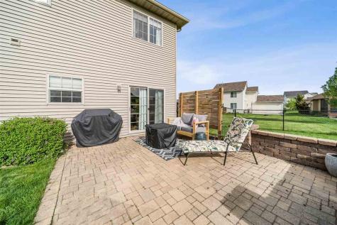 1511 Alder Drive North Liberty IA 52317