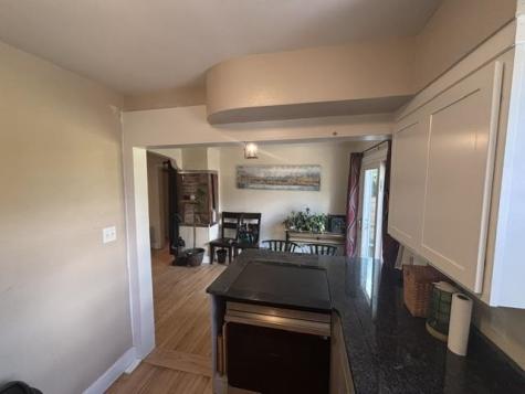 2025 E Avenue Northeast Cedar Rapids IA 52402