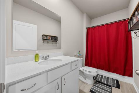 613 Maddie Lane Tiffin IA 52340