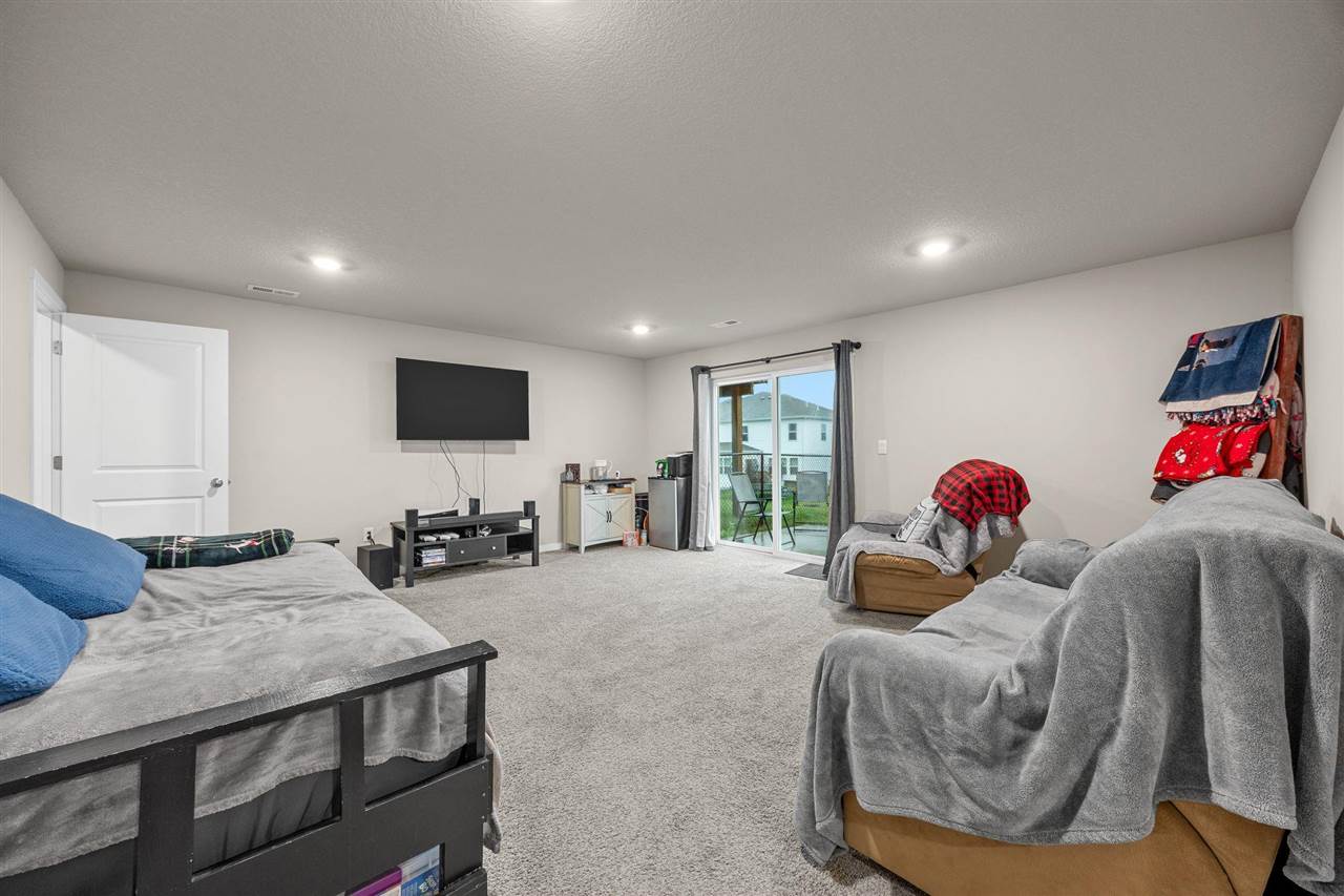 613 Maddie Lane Tiffin IA 52340
