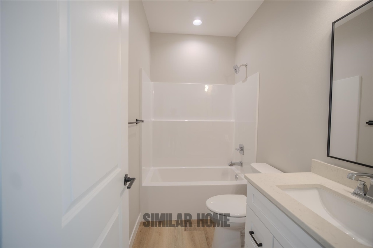 1509 Legend Drive Tiffin IA 52340