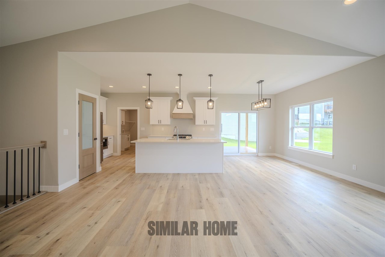 1509 Legend Drive Tiffin IA 52340