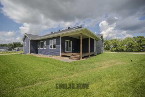 1509 Legend Drive Tiffin IA 52340