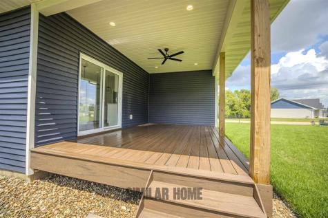 1509 Legend Drive Tiffin IA 52340