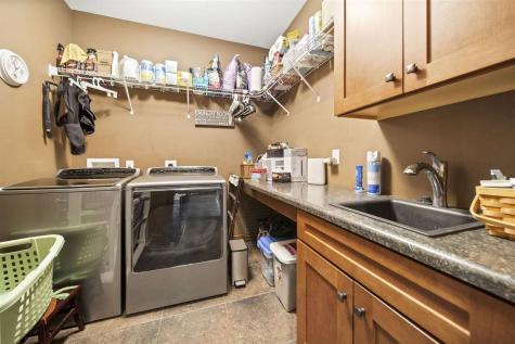 617 Majestic Oak Ridge Solon IA 52333