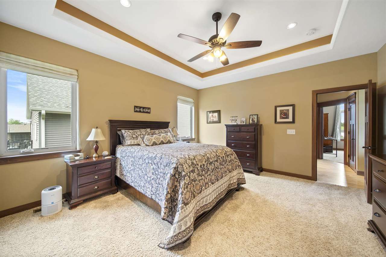 617 Majestic Oak Ridge Solon IA 52333