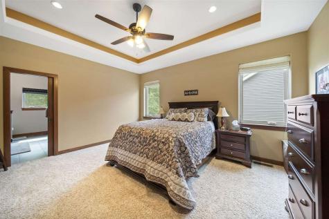 617 Majestic Oak Ridge Solon IA 52333