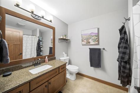 617 Majestic Oak Ridge Solon IA 52333