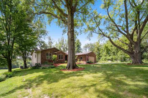 4823 NE Rapid Creek Road Iowa City IA 52240
