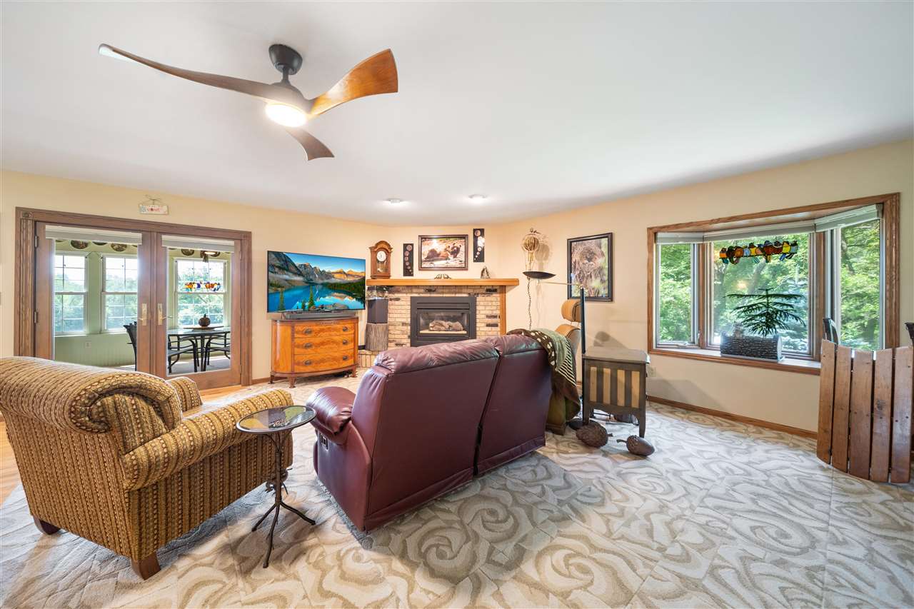 4823 NE Rapid Creek Road Iowa City IA 52240